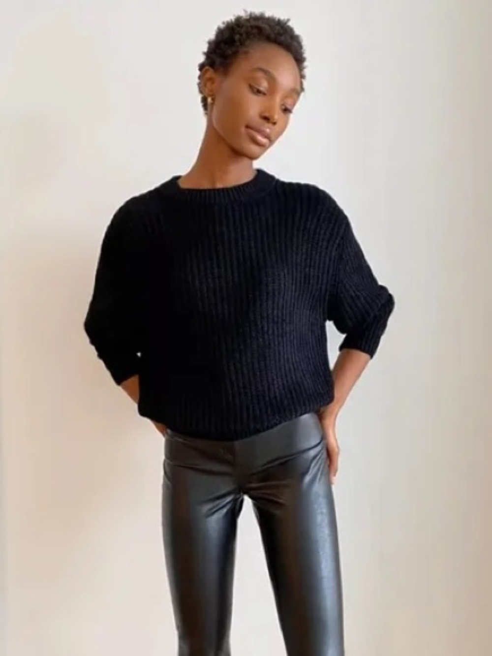 ARITZIA | Wilfred Free Essential Chenille Sweater Black